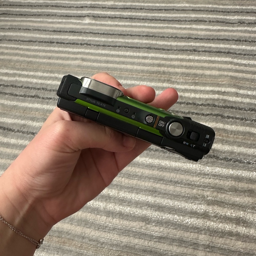 Digital Camera - Picture 3 of 4